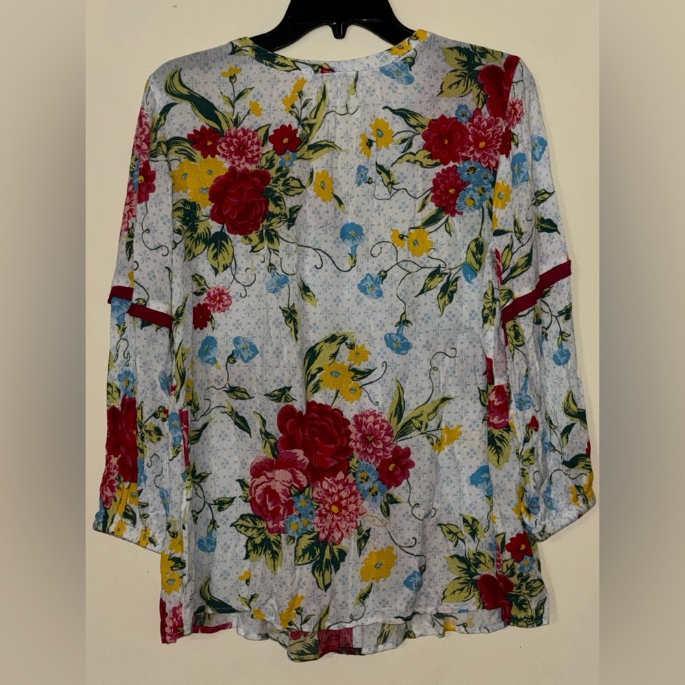 The Pioneer Woman Multicolor Floral Fabric - Picture 5 of 7
